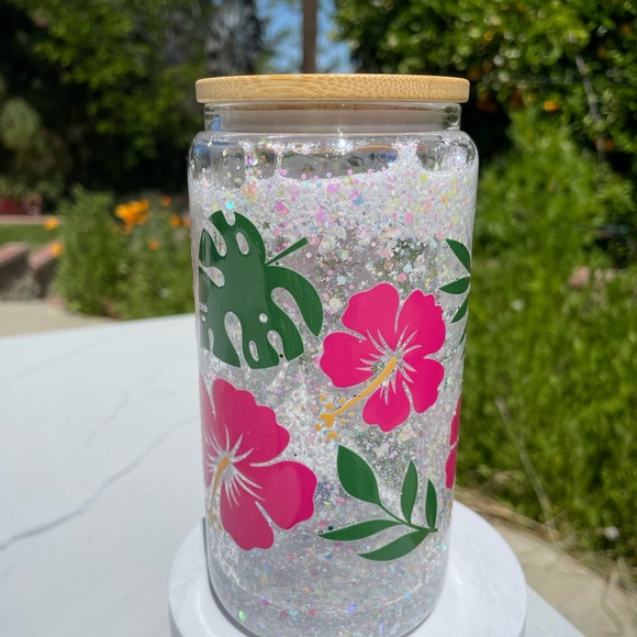 Hibiscus Flowers snow globe tumbler 16oz - Picture 5 of 5